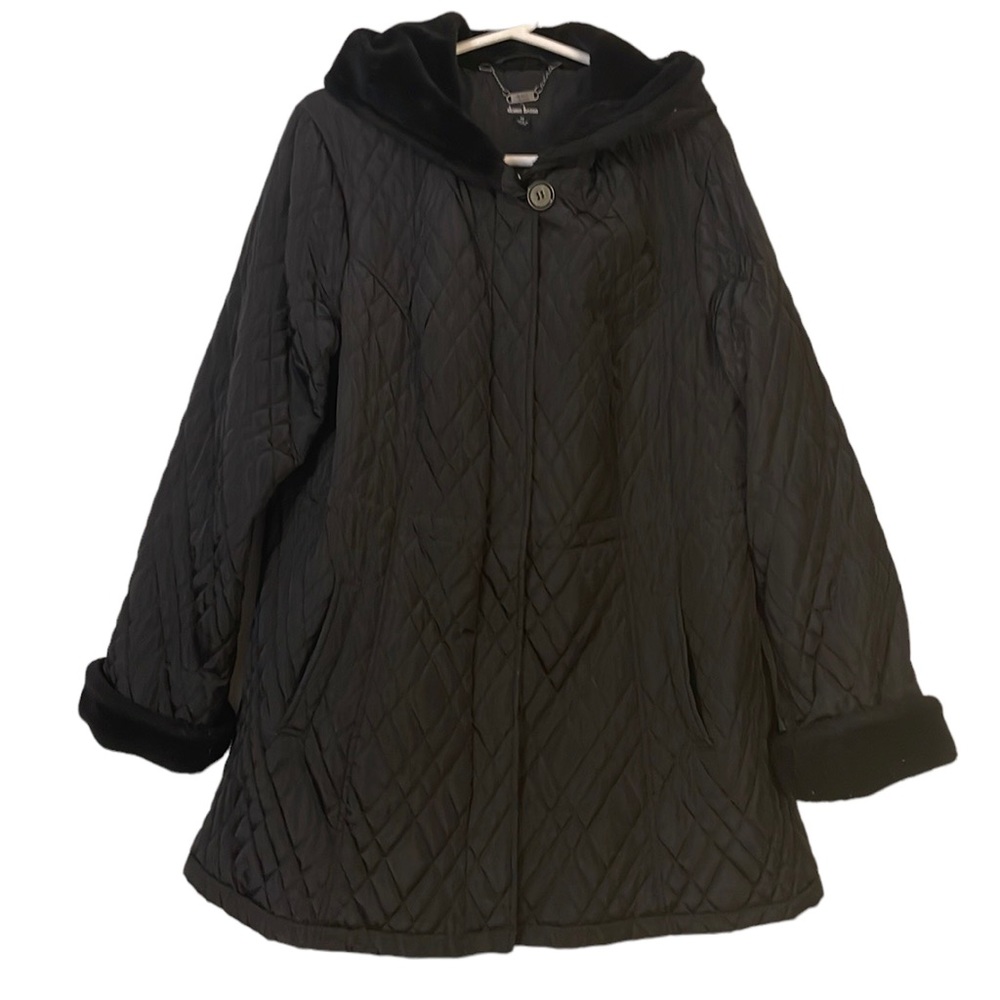Black Quilted 3/4 Length Coat with interior pull cord